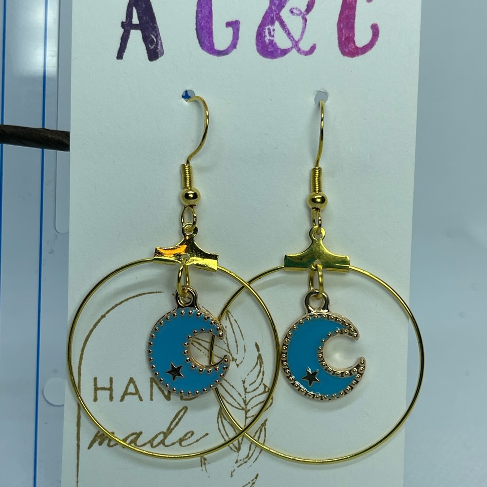Moon hoops